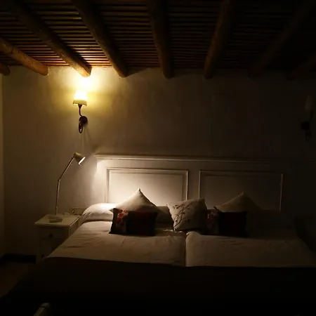 Rurales Escobar & Jerez * Valencia de Alcántara