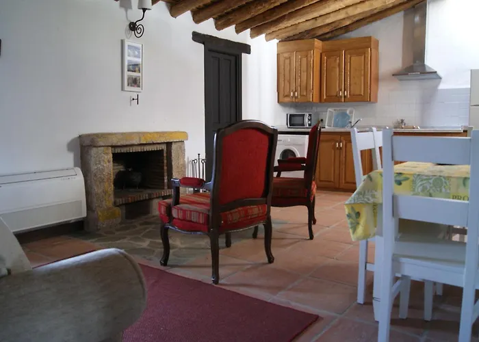 Rurales Escobar & Jerez Валенсия-де-Алькантар